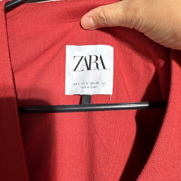 🔥 ZARA Red Tailored Button-Front Vest – Size S - Picture 3 of 3
